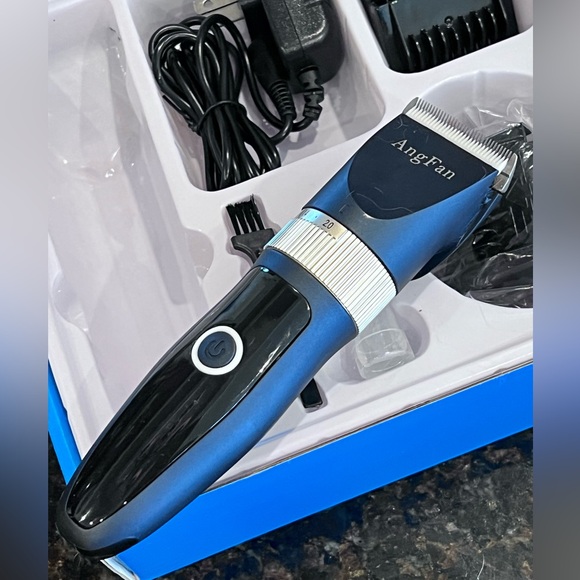 AngFan Pet Hair Clipper Set - Picture 6 of 9